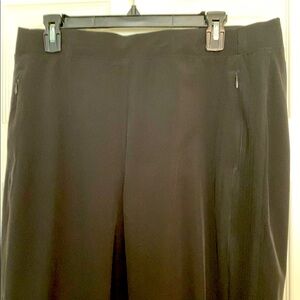 Chico's Black Zenergy Crops with Stitched Details